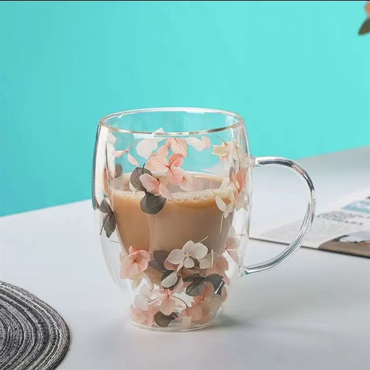 Double Wall Drinking Glass With Dried Flower,11 OZ Coffee Glass